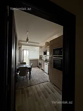 Satılır 3 otaqlı yeni tikili 105 m²