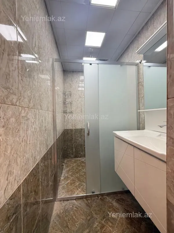 Satılır 3 otaqlı köhnə tikili 85 m²