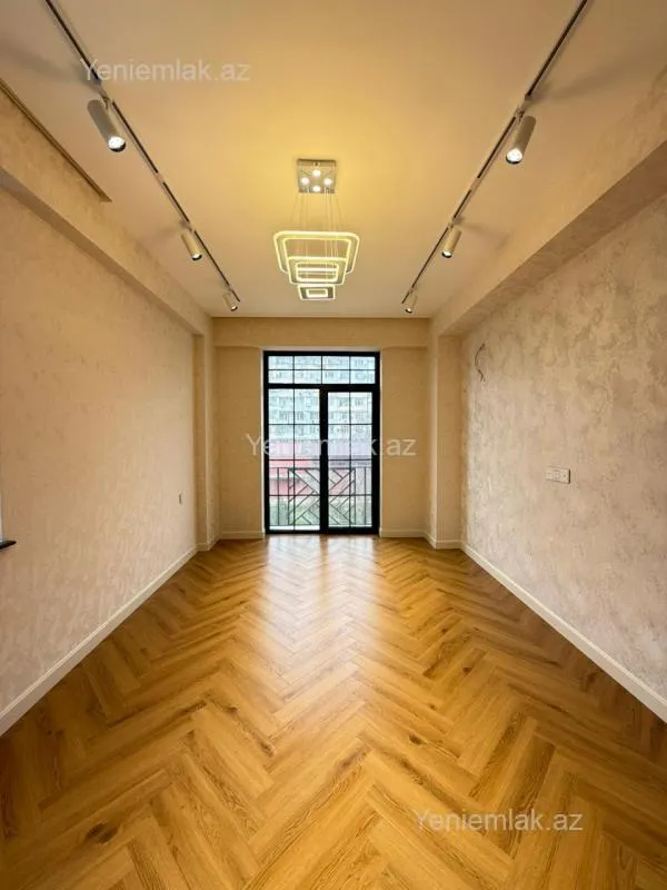 Satılır 2 otaqlı yeni tikili 74 m²