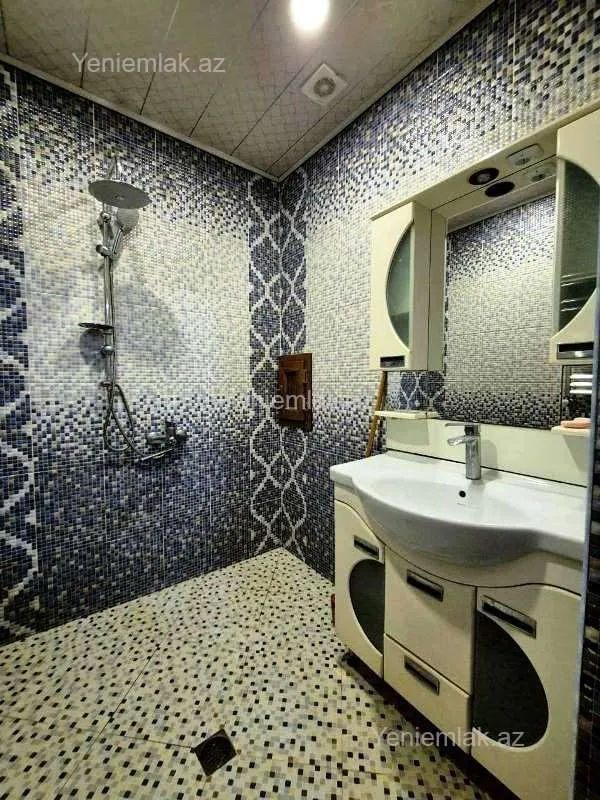 Satılır 2 otaqlı yeni tikili 94 m²