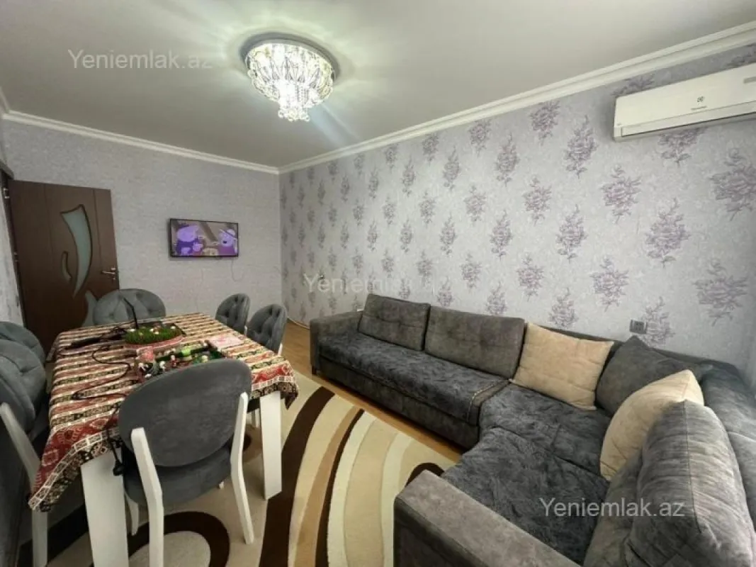 Satılır 4 otaqlı köhnə tikili 80 m²