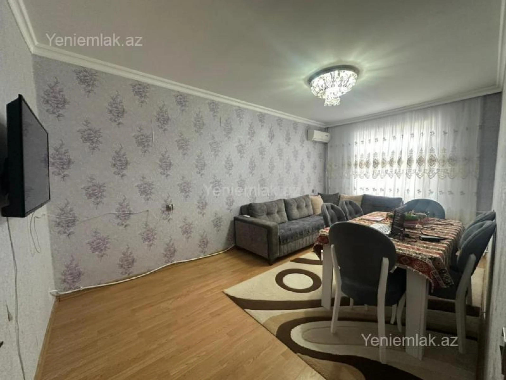 Satılır 4 otaqlı köhnə tikili 80 m²