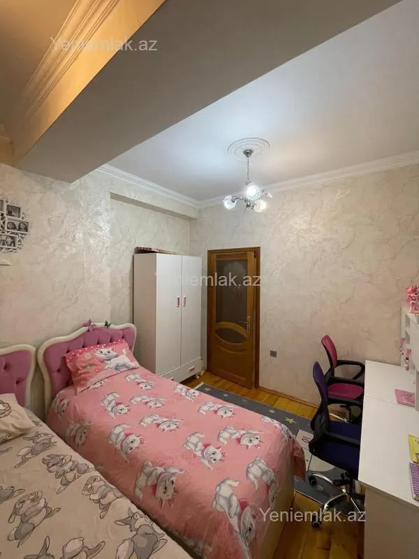Satılır 3 otaqlı yeni tikili 101 m²