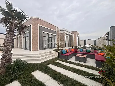 Satılır 5 otaqlı həyət evi 220 m²
