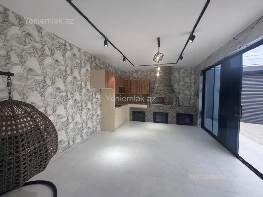 Satılır 5 otaqlı həyət evi 220 m²