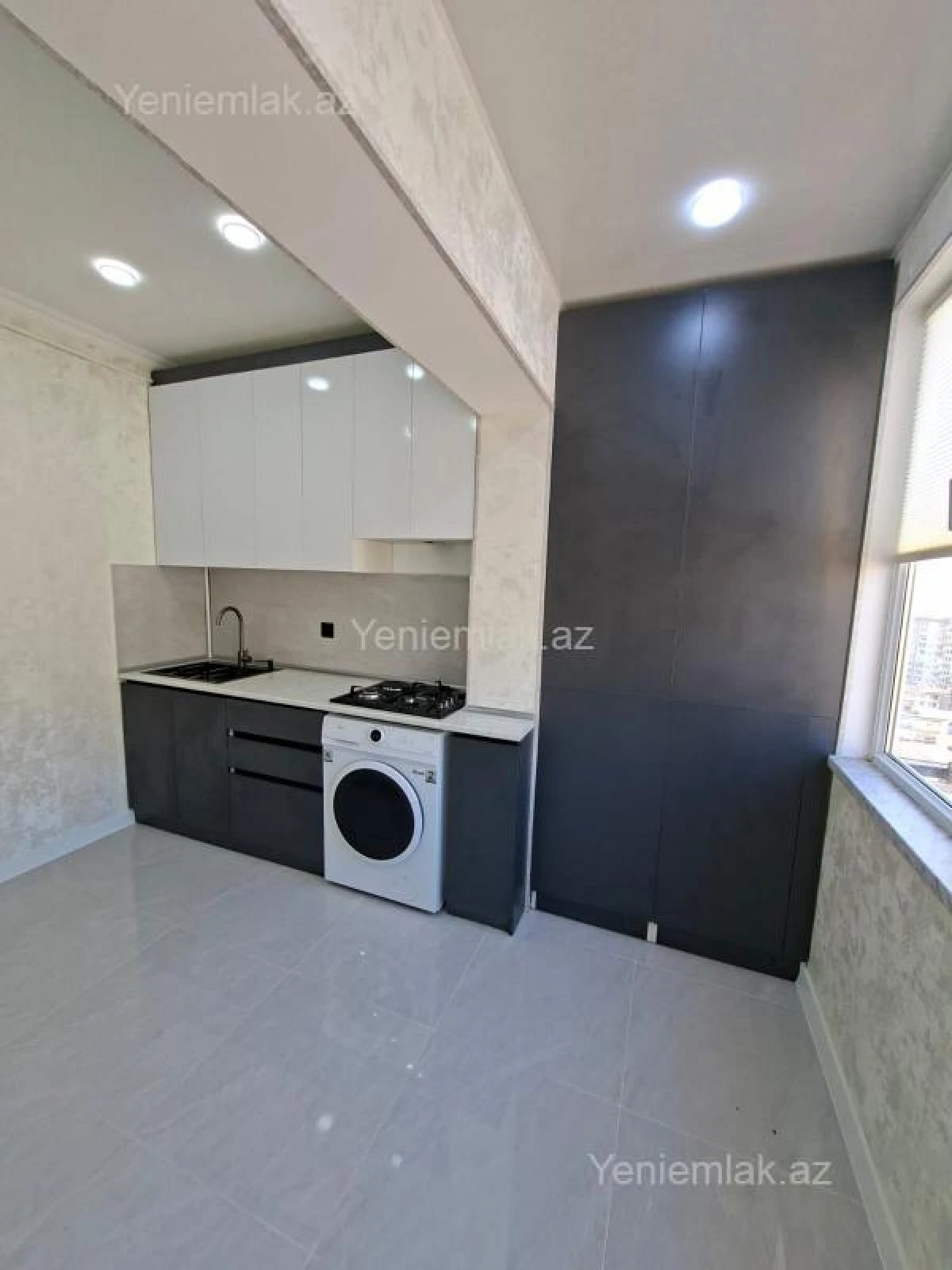 Satılır 2 otaqlı köhnə tikili 60 m²