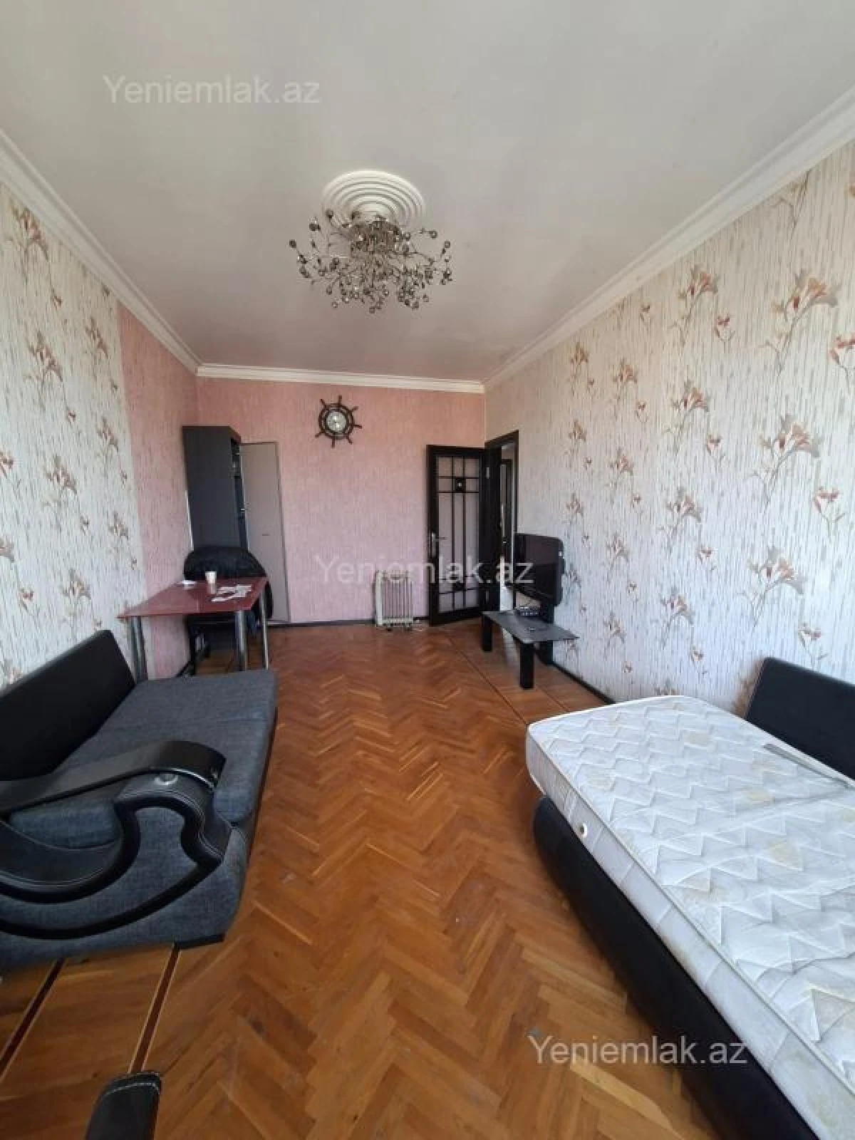 Satılır 3 otaqlı köhnə tikili 85 m²