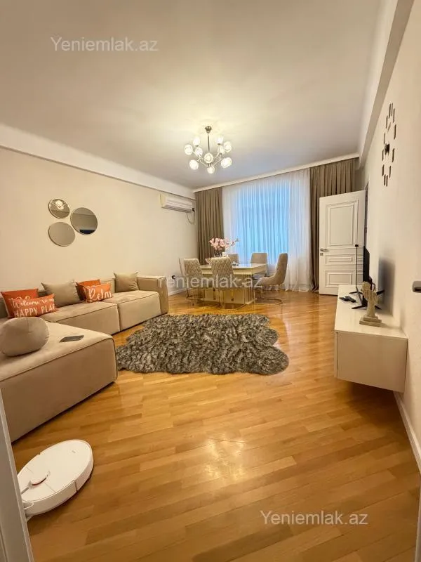 Satılır 2 otaqlı yeni tikili 77 m²