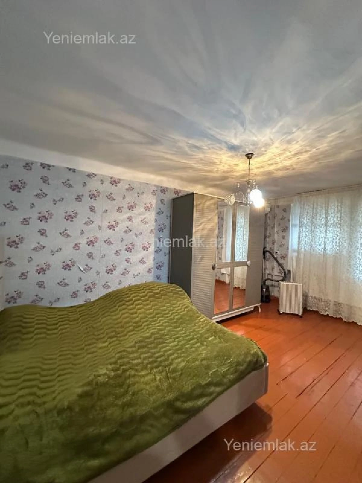 Satılır 1 otaqlı köhnə tikili 30 m²
