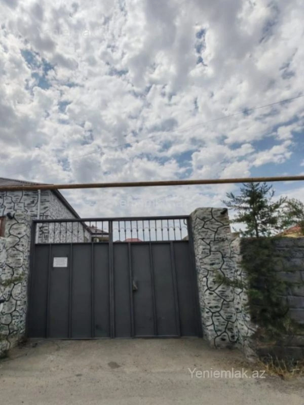 Satılır 3 otaqlı həyət evi 110 m²