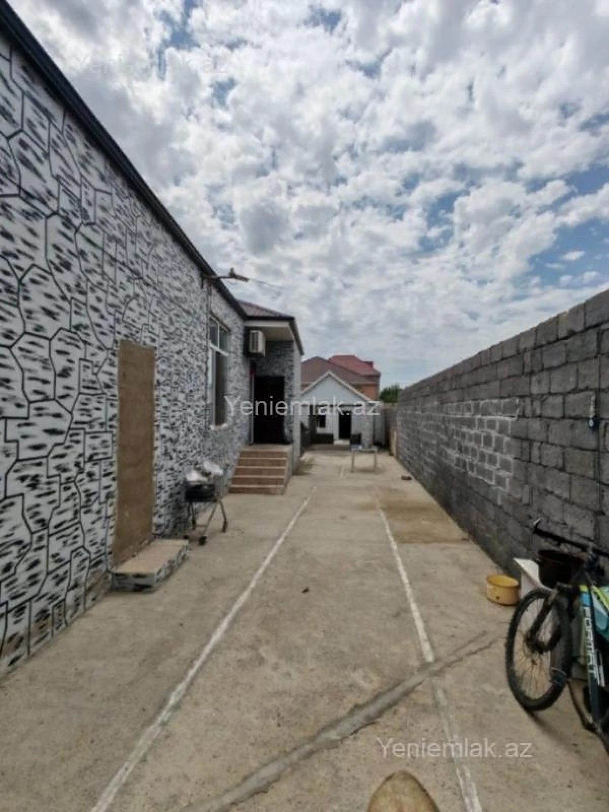 Satılır 3 otaqlı həyət evi 110 m²