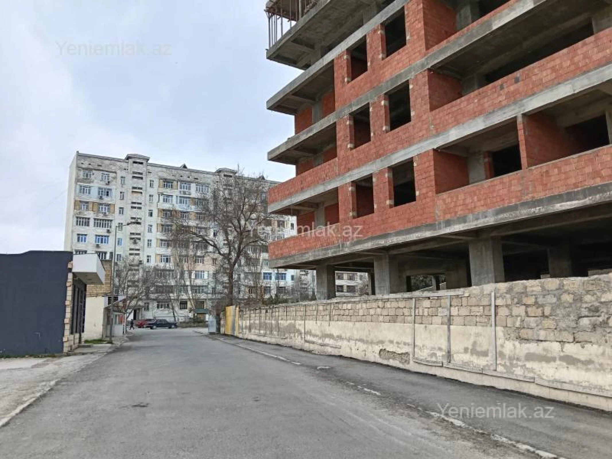 Satılır 1 otaqlı obyekt 300 m²