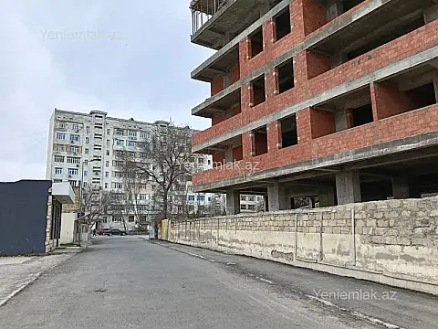 Satılır 1 otaqlı obyekt 300 m² — Sumqayıt, 7-ci mikrorayon 1 otaq 300.00 m²