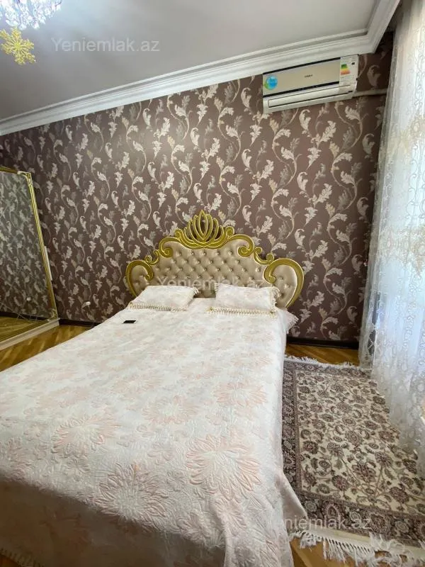 Satılır 4 otaqlı yeni tikili 135 m²