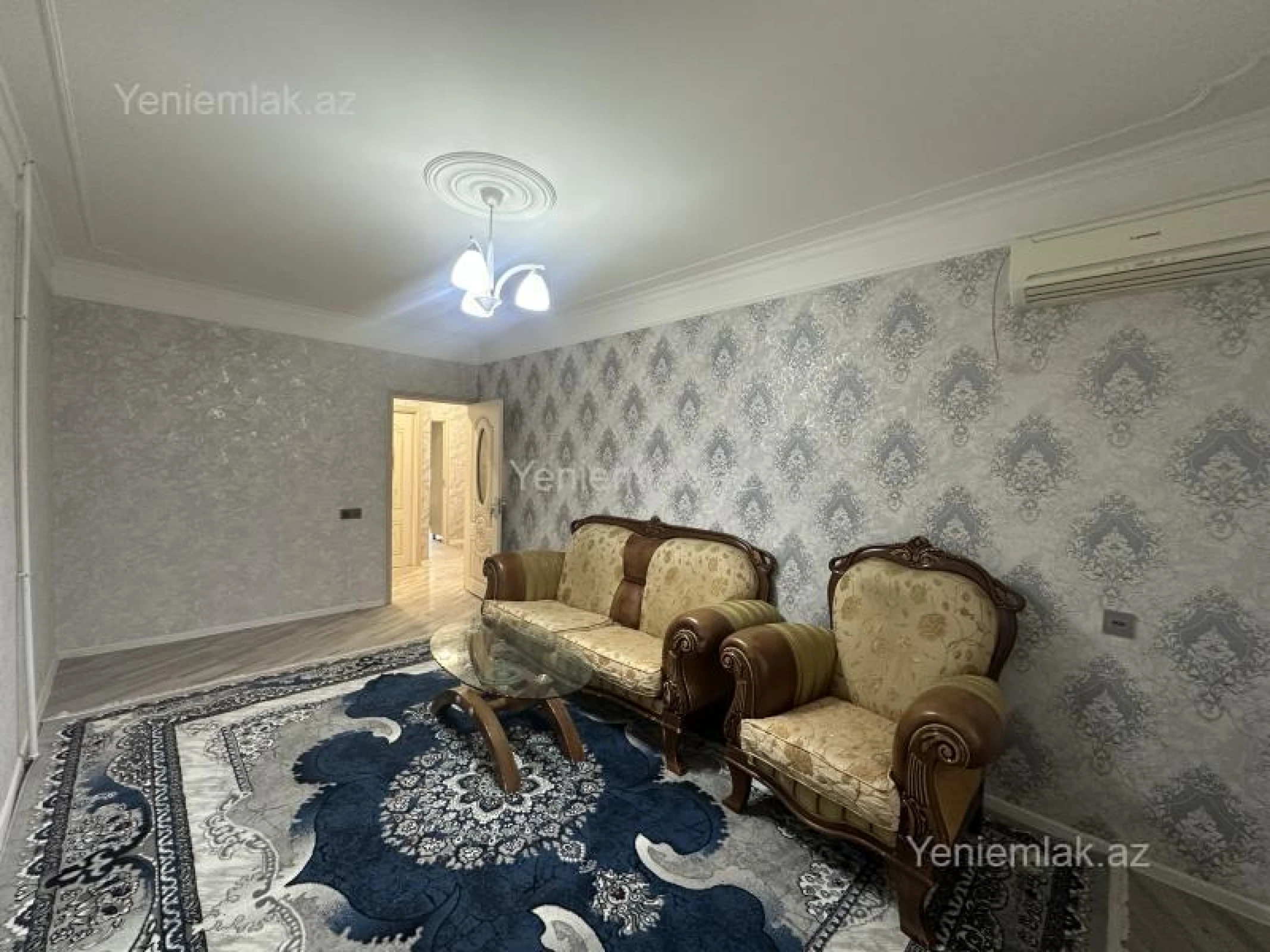 Satılır 2 otaqlı köhnə tikili 60 m²