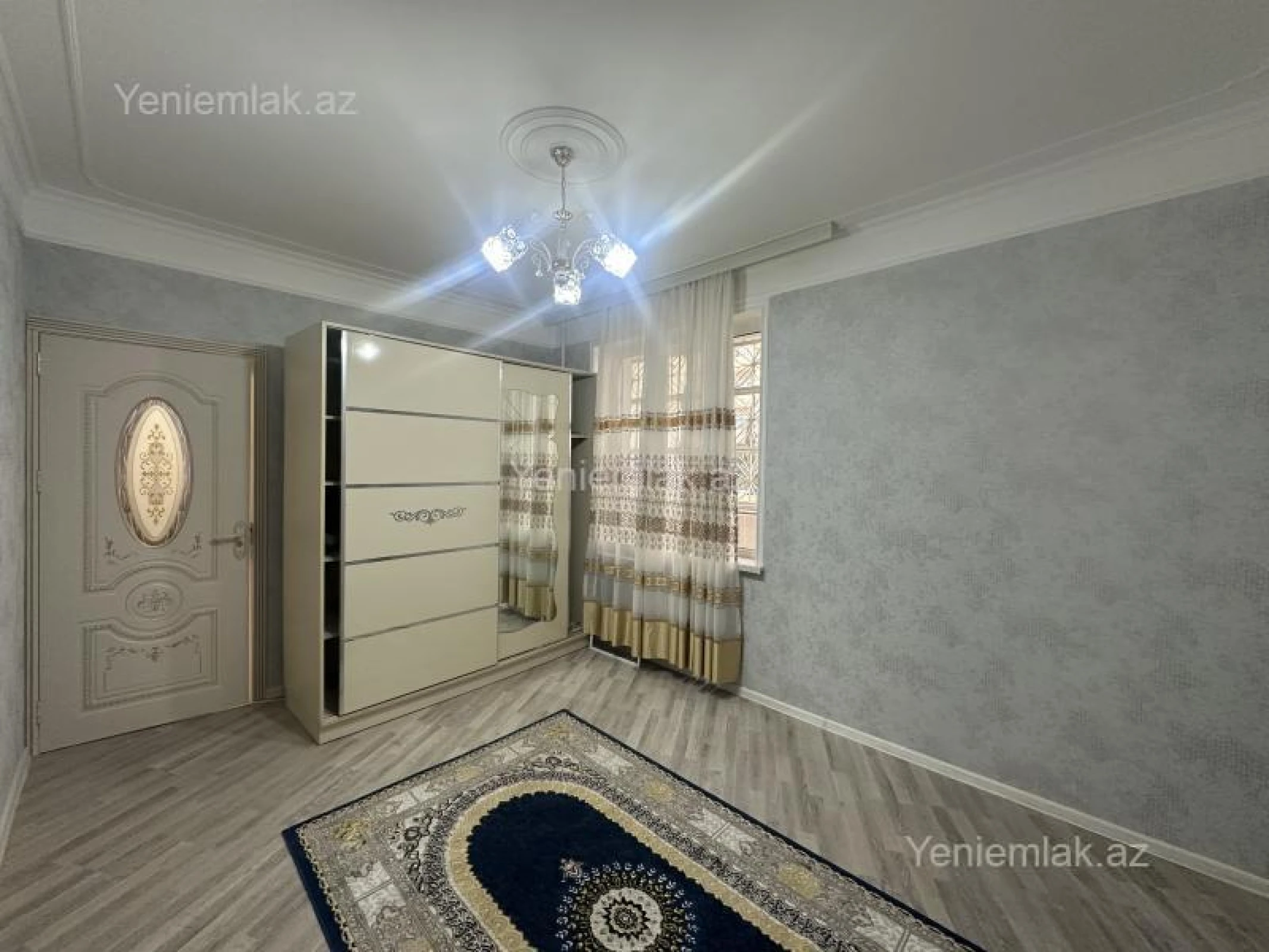 Satılır 2 otaqlı köhnə tikili 60 m²
