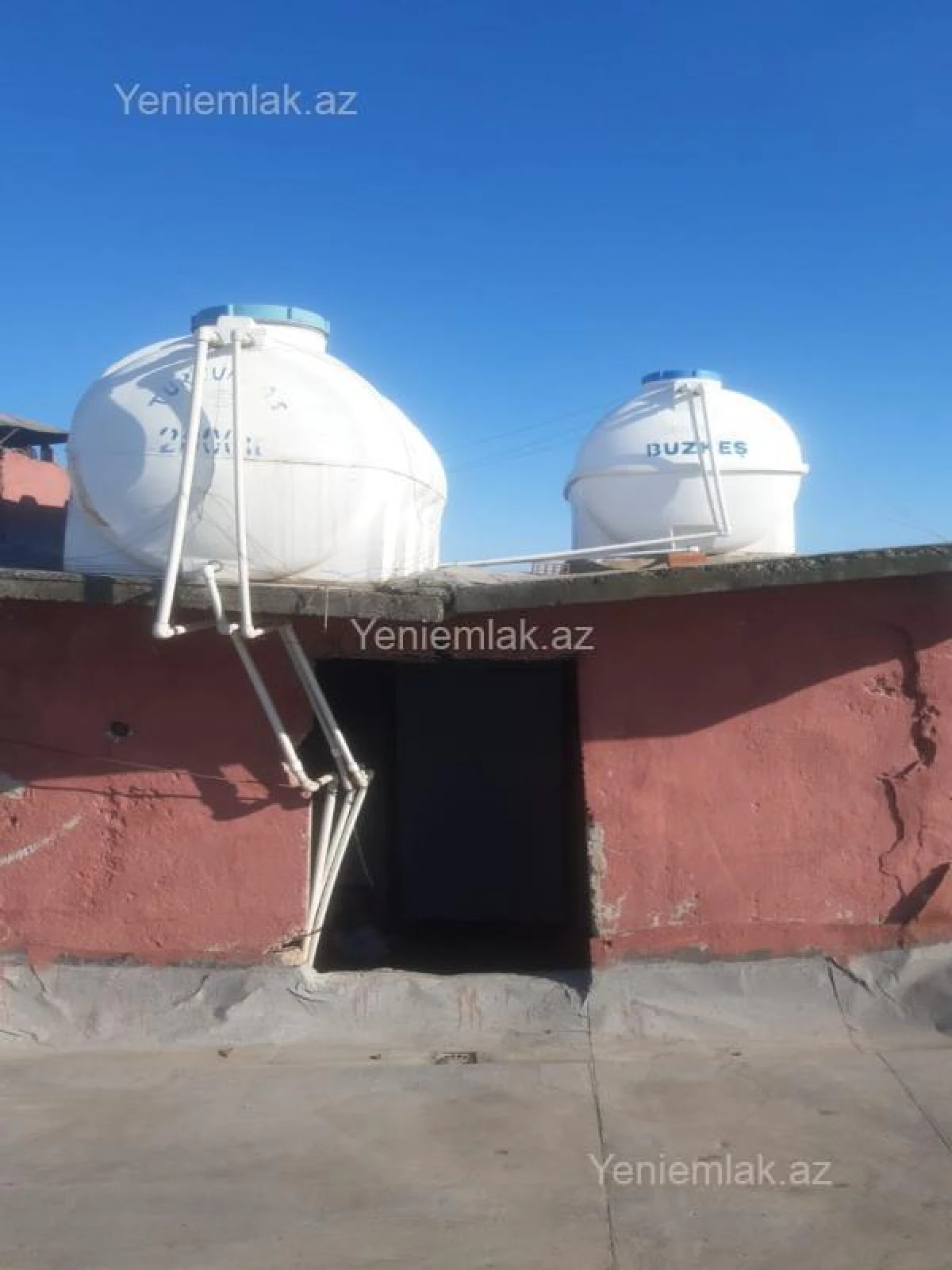 Satılır 3 otaqlı köhnə tikili 90 m²