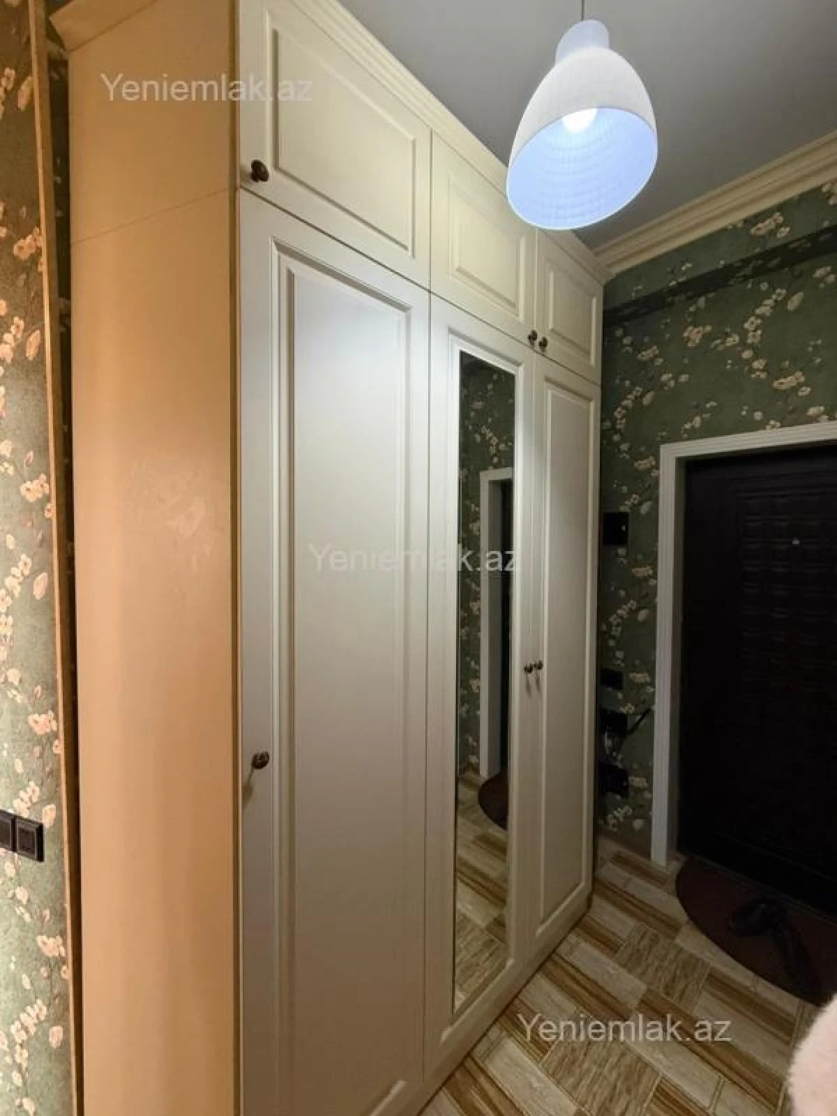 Satılır 2 otaqlı yeni tikili 64 m²