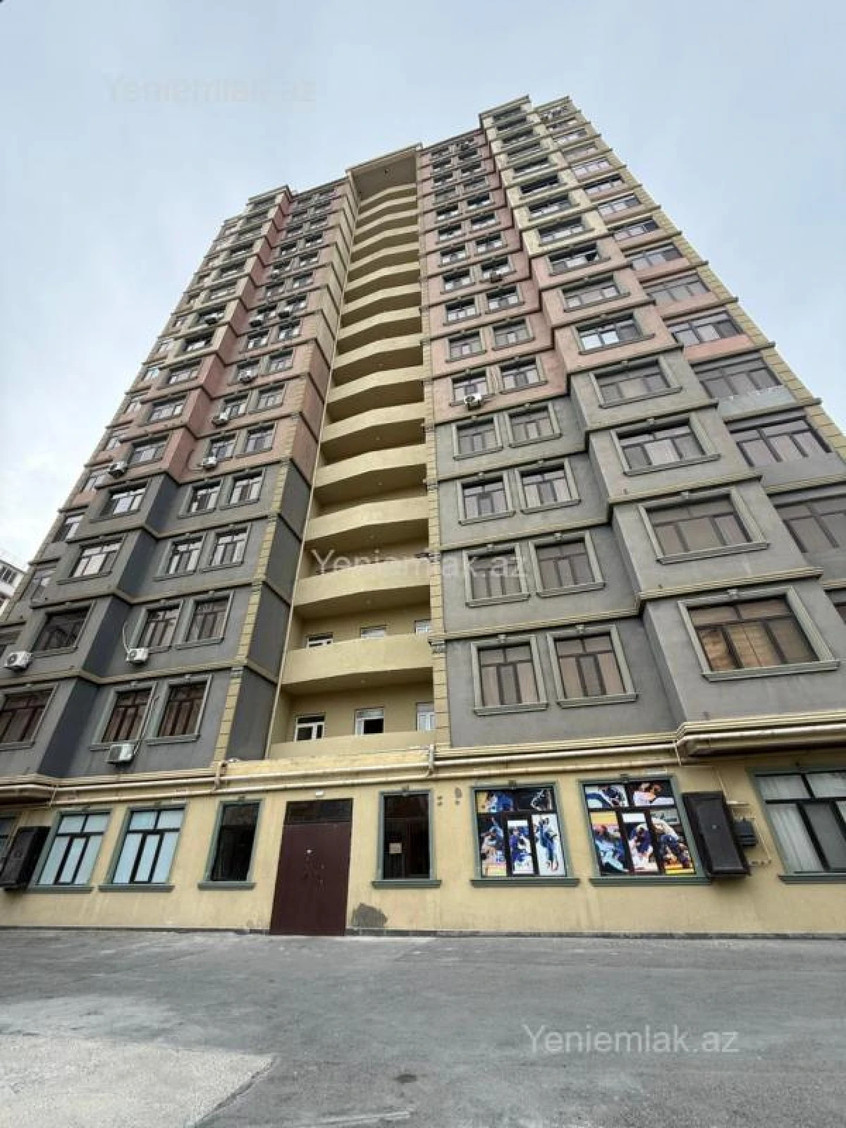 Satılır 2 otaqlı yeni tikili 64 m²