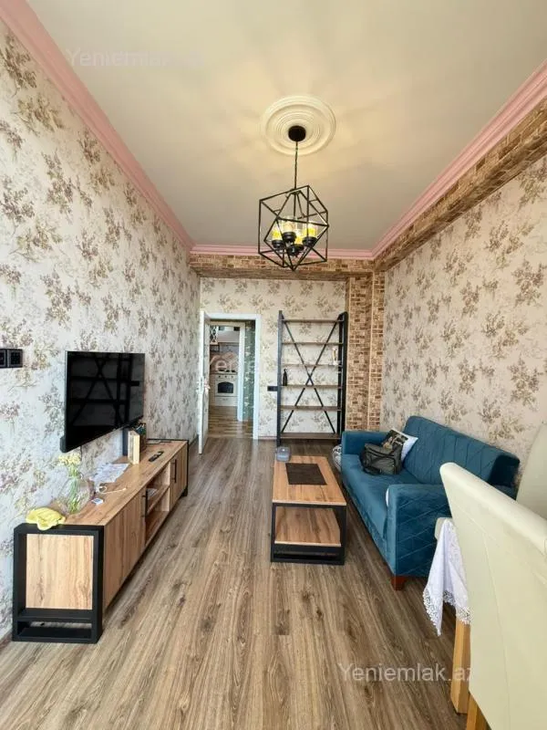 Satılır 2 otaqlı yeni tikili 64 m²