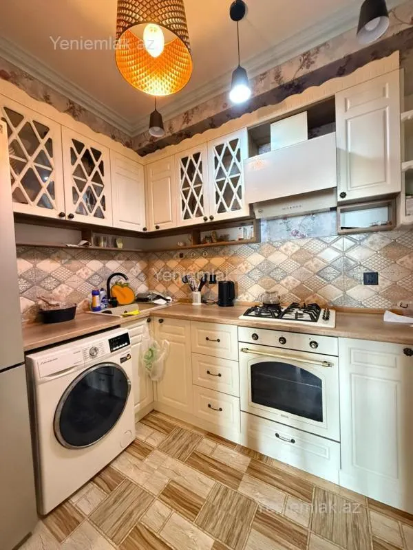 Satılır 2 otaqlı yeni tikili 64 m²