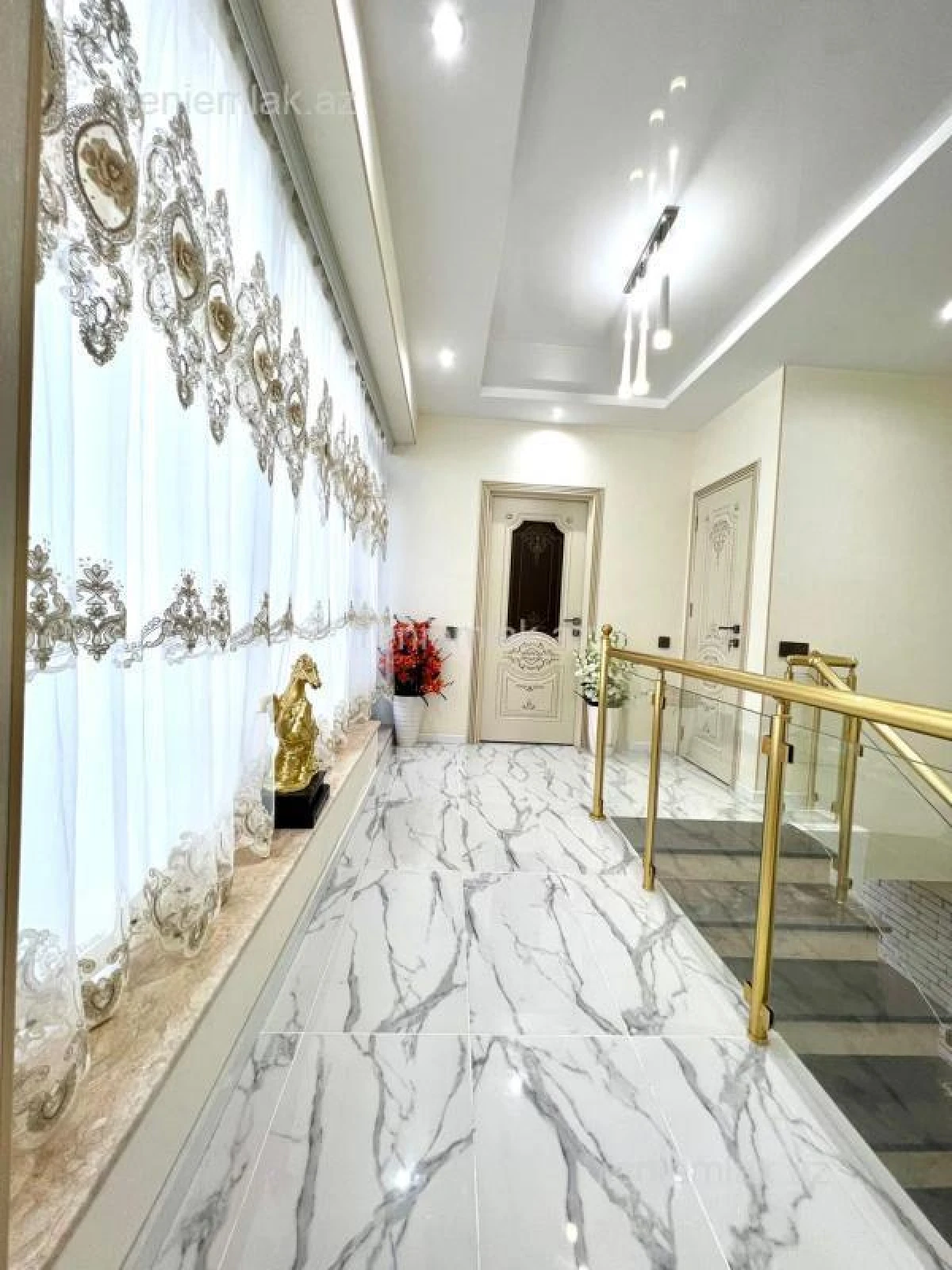 Satılır 5 otaqlı yeni tikili 432 m²