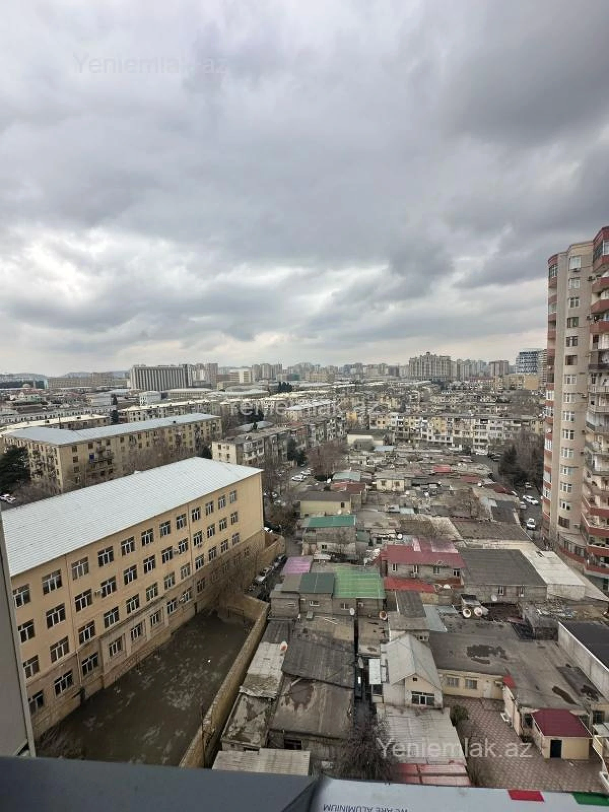 Satılır 3 otaqlı yeni tikili 140 m²