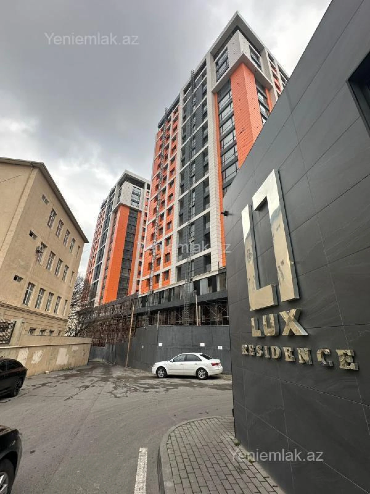 Satılır 3 otaqlı yeni tikili 140 m²