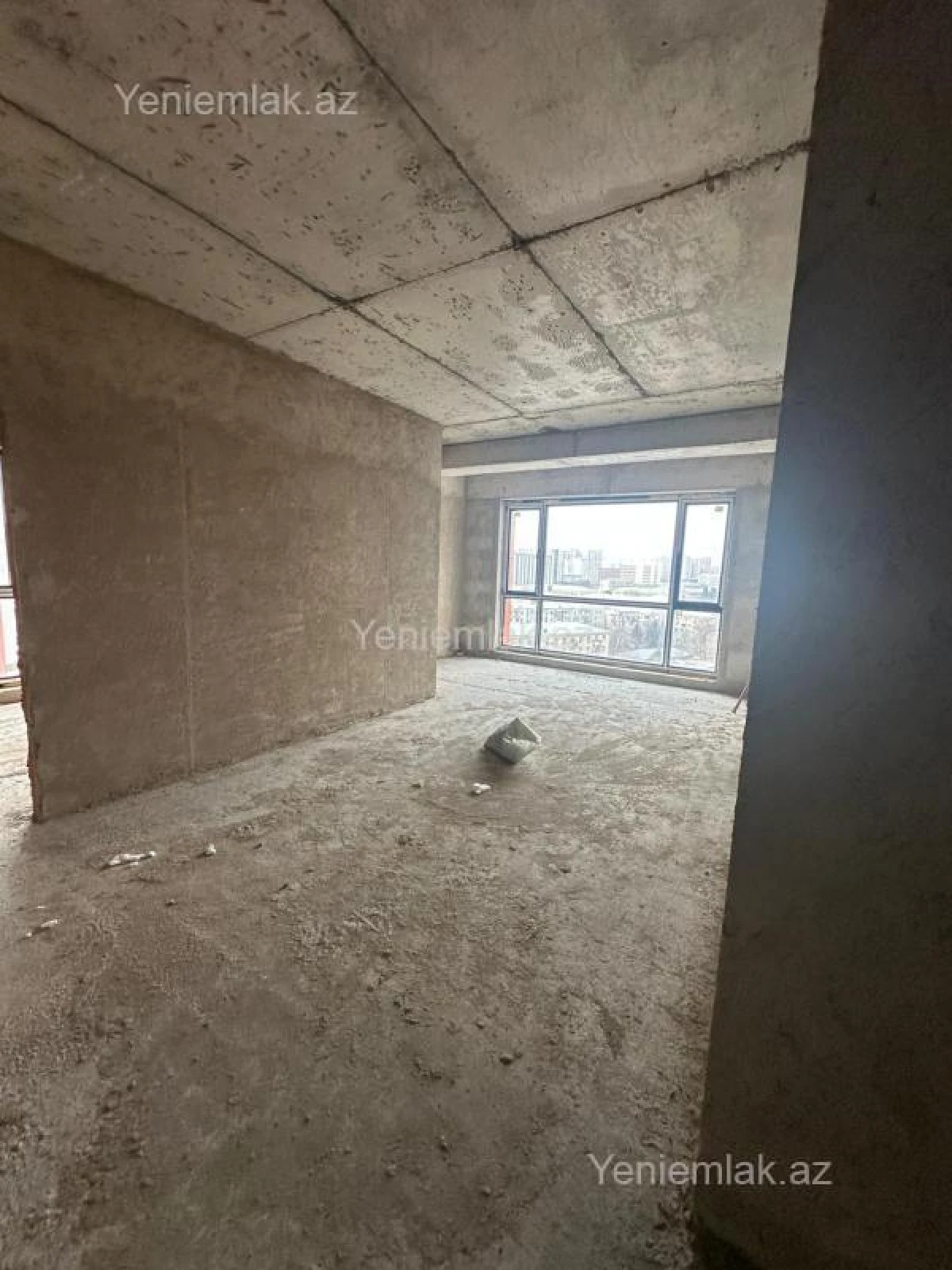 Satılır 3 otaqlı yeni tikili 140 m²