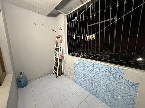 Satılır 3 otaqlı köhnə tikili 80 m²