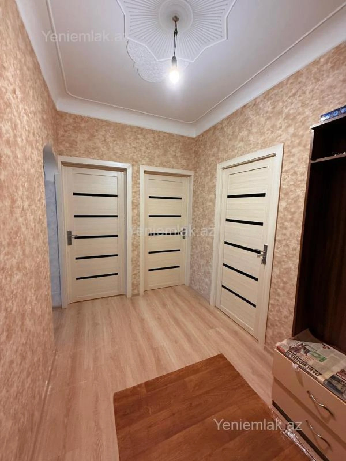 Satılır 3 otaqlı köhnə tikili 80 m²