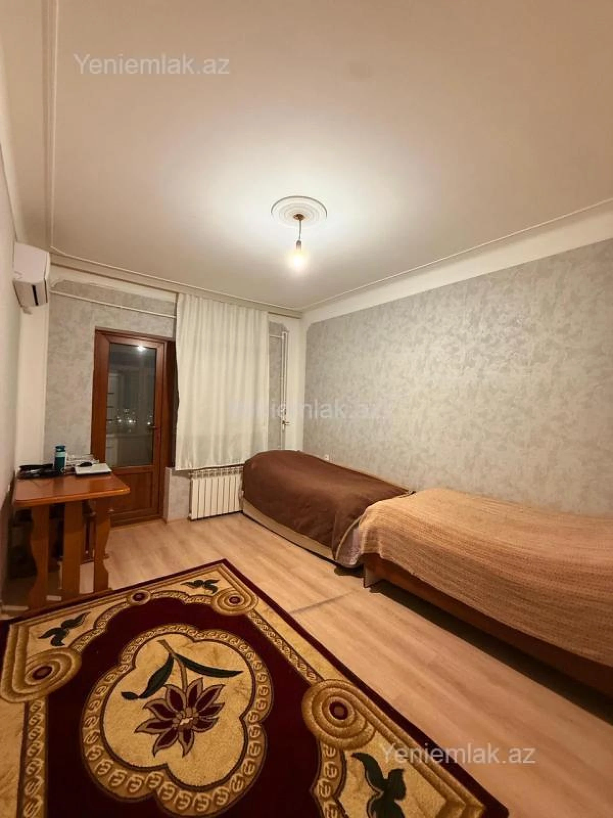 Satılır 3 otaqlı köhnə tikili 80 m²