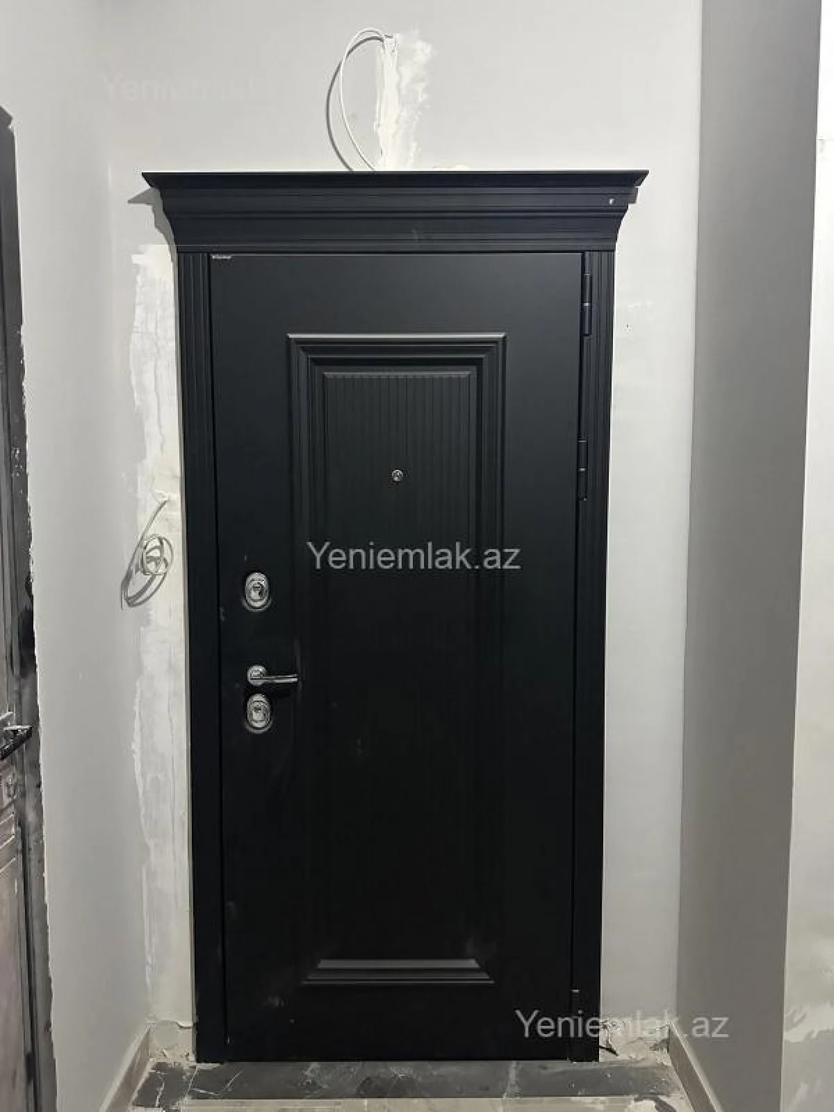 Satılır 2 otaqlı yeni tikili 75.5 m²