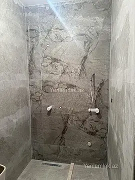 Satılır 2 otaqlı yeni tikili 75.5 m²