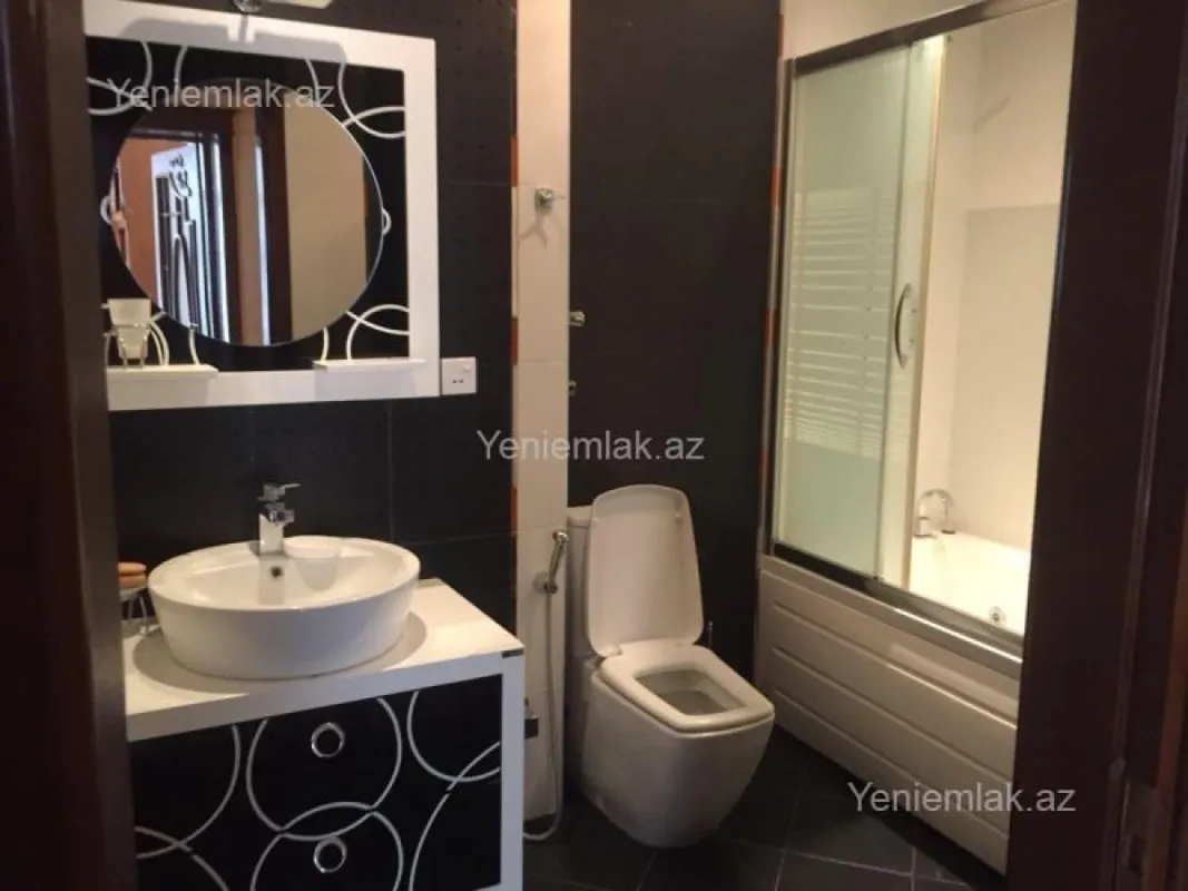 Satılır 3 otaqlı yeni tikili 120 m²