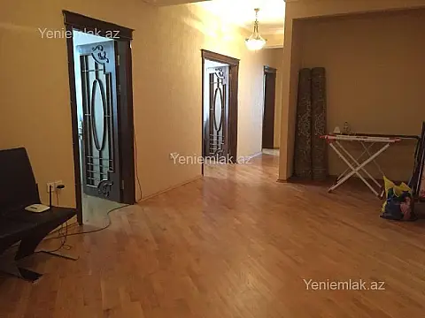 Satılır 3 otaqlı yeni tikili 120 m²
