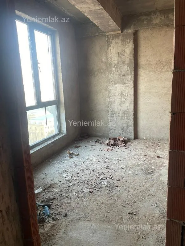 Satılır 3 otaqlı yeni tikili 96.5 m²