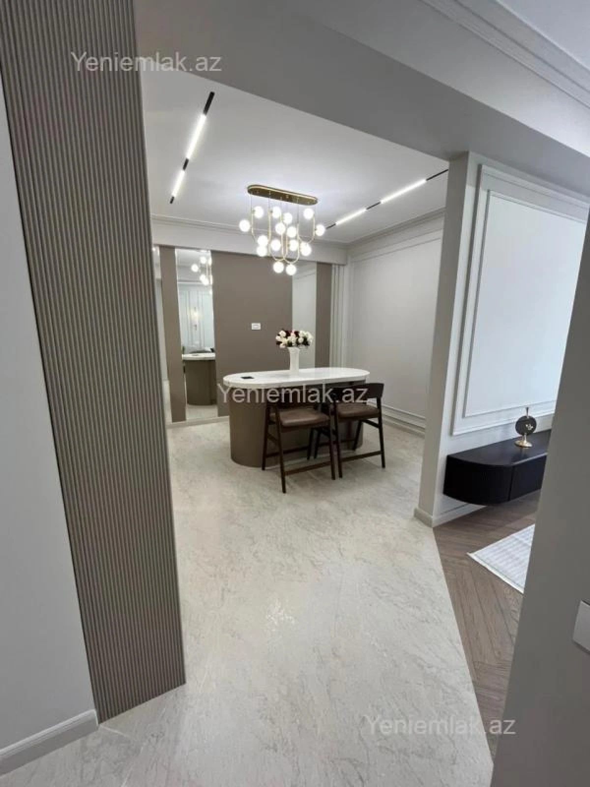 Satılır 2 otaqlı yeni tikili 65 m²