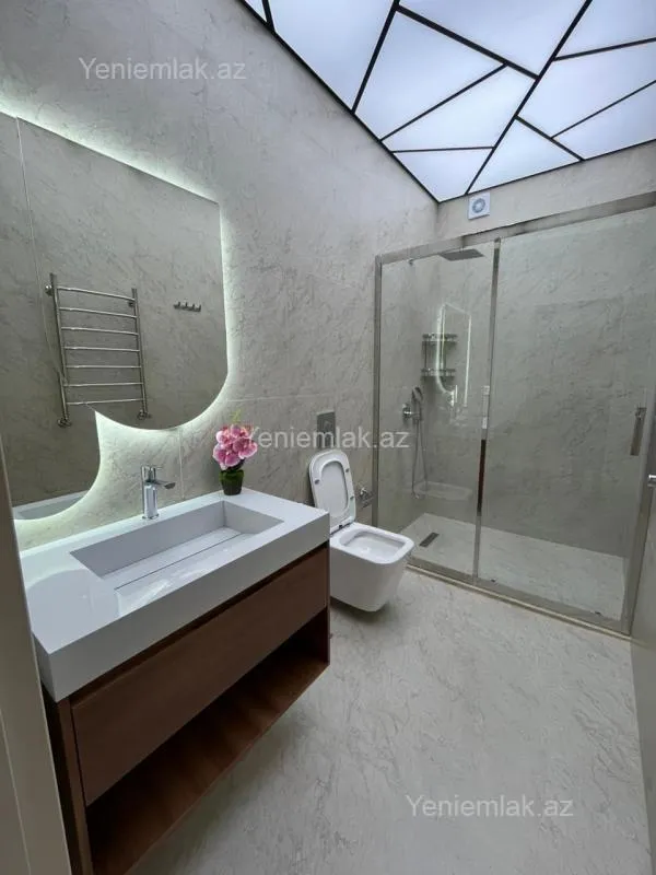 Satılır 2 otaqlı yeni tikili 65 m²