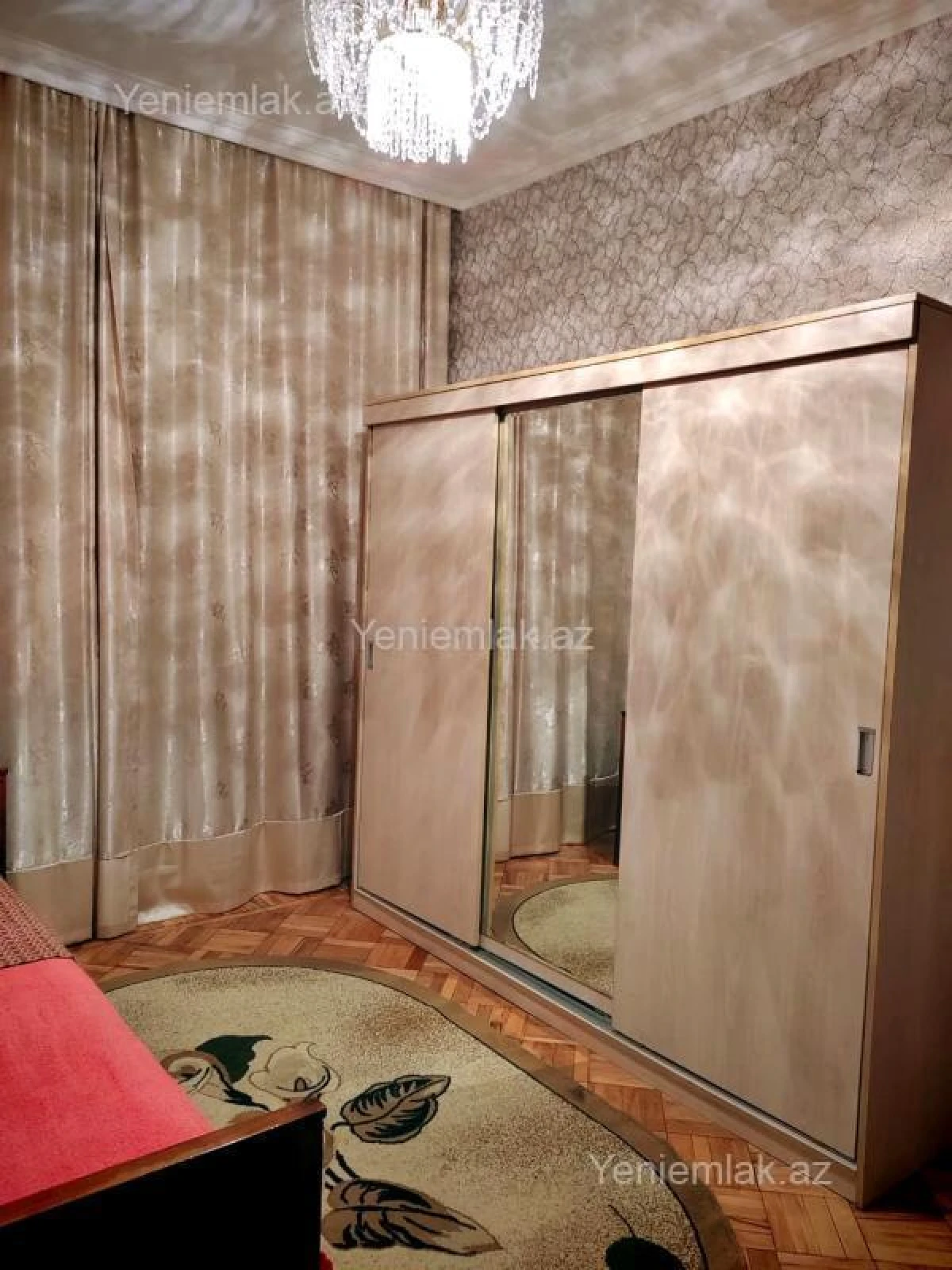 Satılır 3 otaqlı köhnə tikili 74 m²