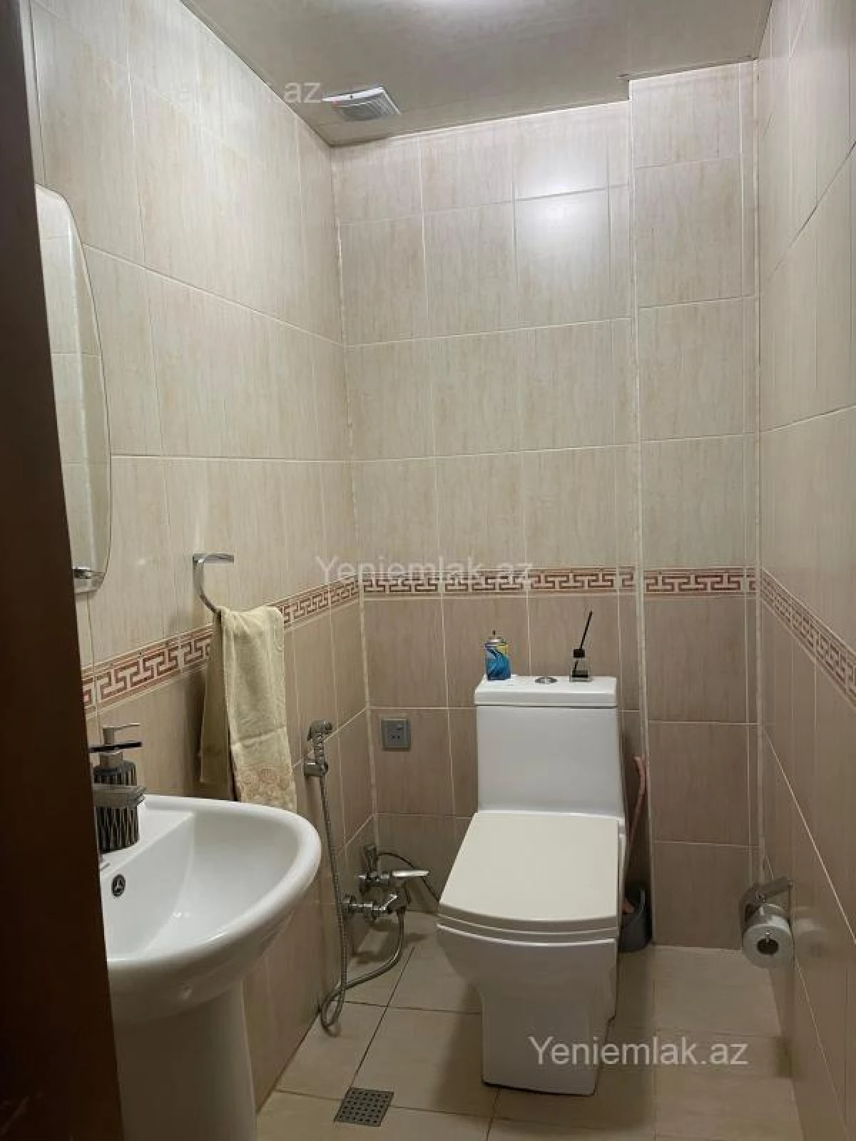 Satılır 3 otaqlı yeni tikili 125 m²