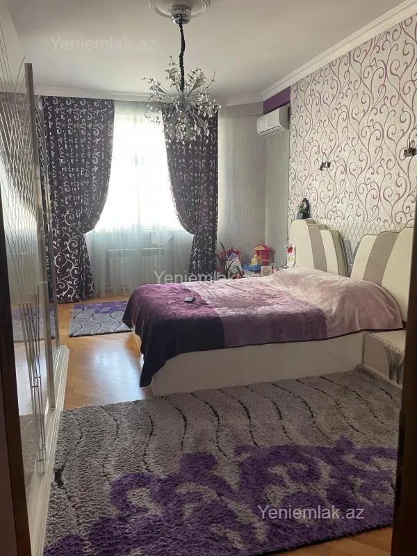 Satılır 3 otaqlı yeni tikili 125 m²