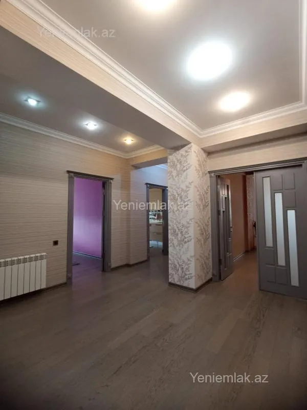 Satılır 4 otaqlı yeni tikili 171 m²