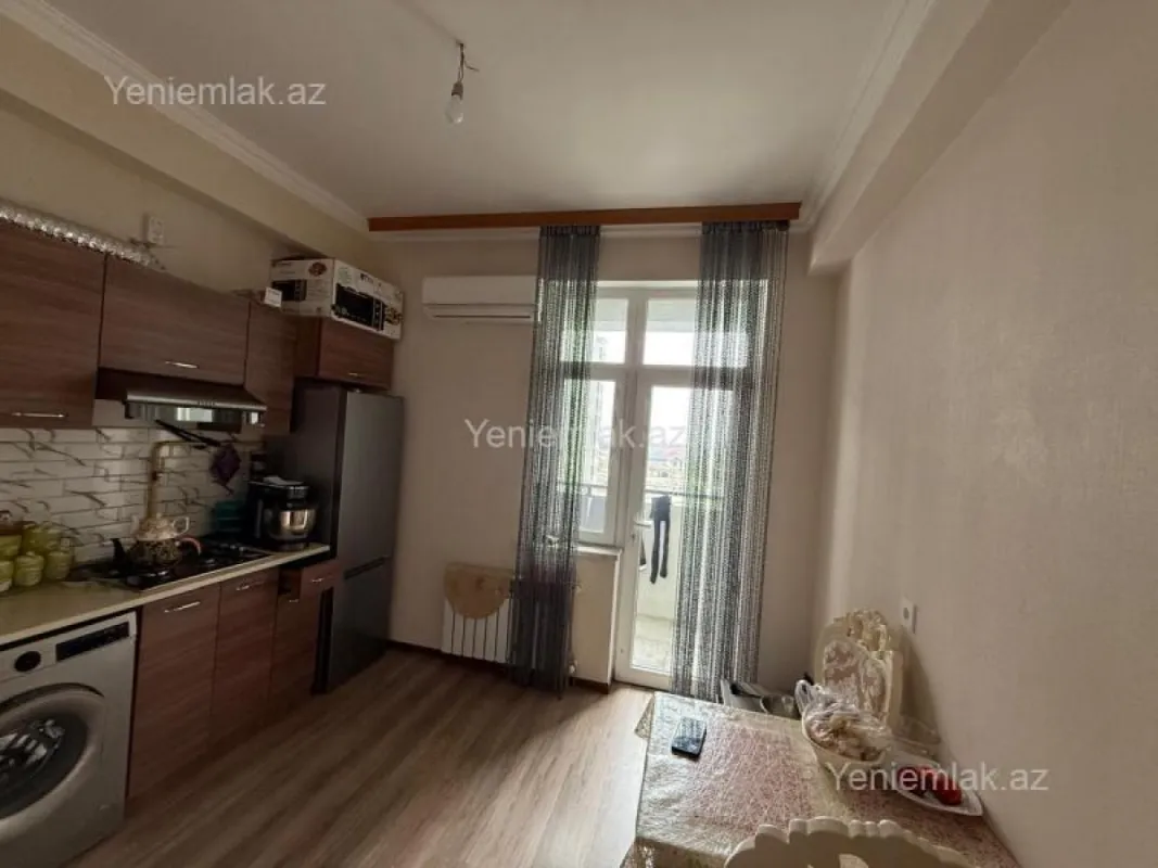 Satılır 3 otaqlı yeni tikili 77 m²