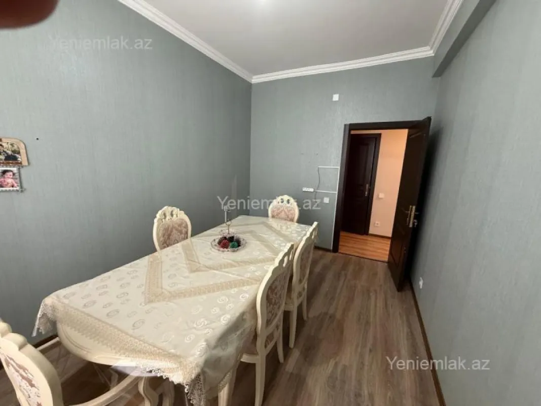 Satılır 3 otaqlı yeni tikili 77 m²