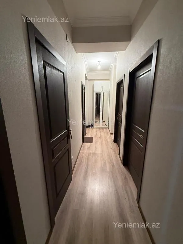 Satılır 3 otaqlı yeni tikili 77 m²