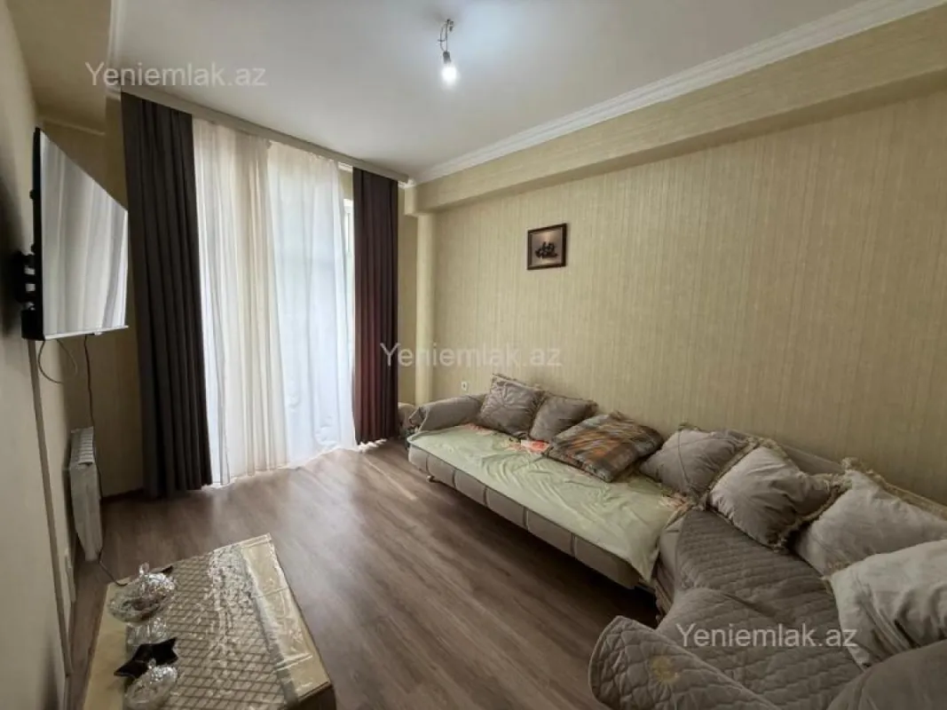 Satılır 3 otaqlı yeni tikili 77 m²