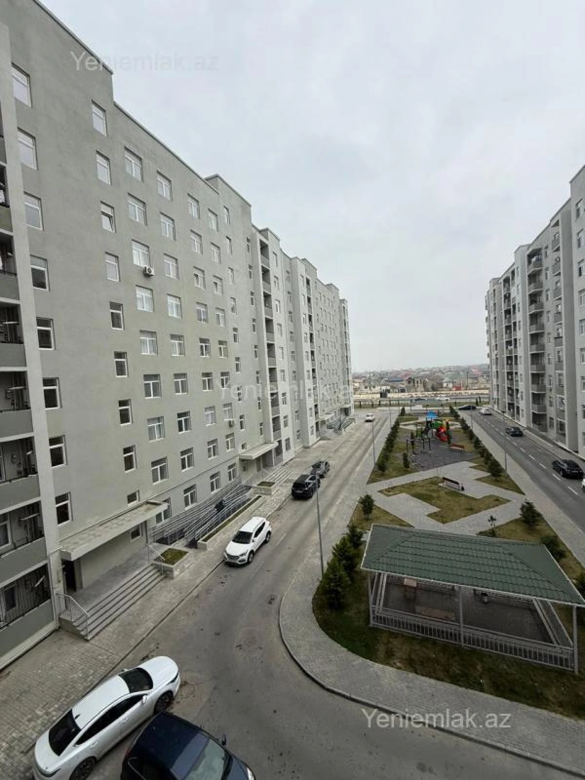Satılır 3 otaqlı yeni tikili 77 m²