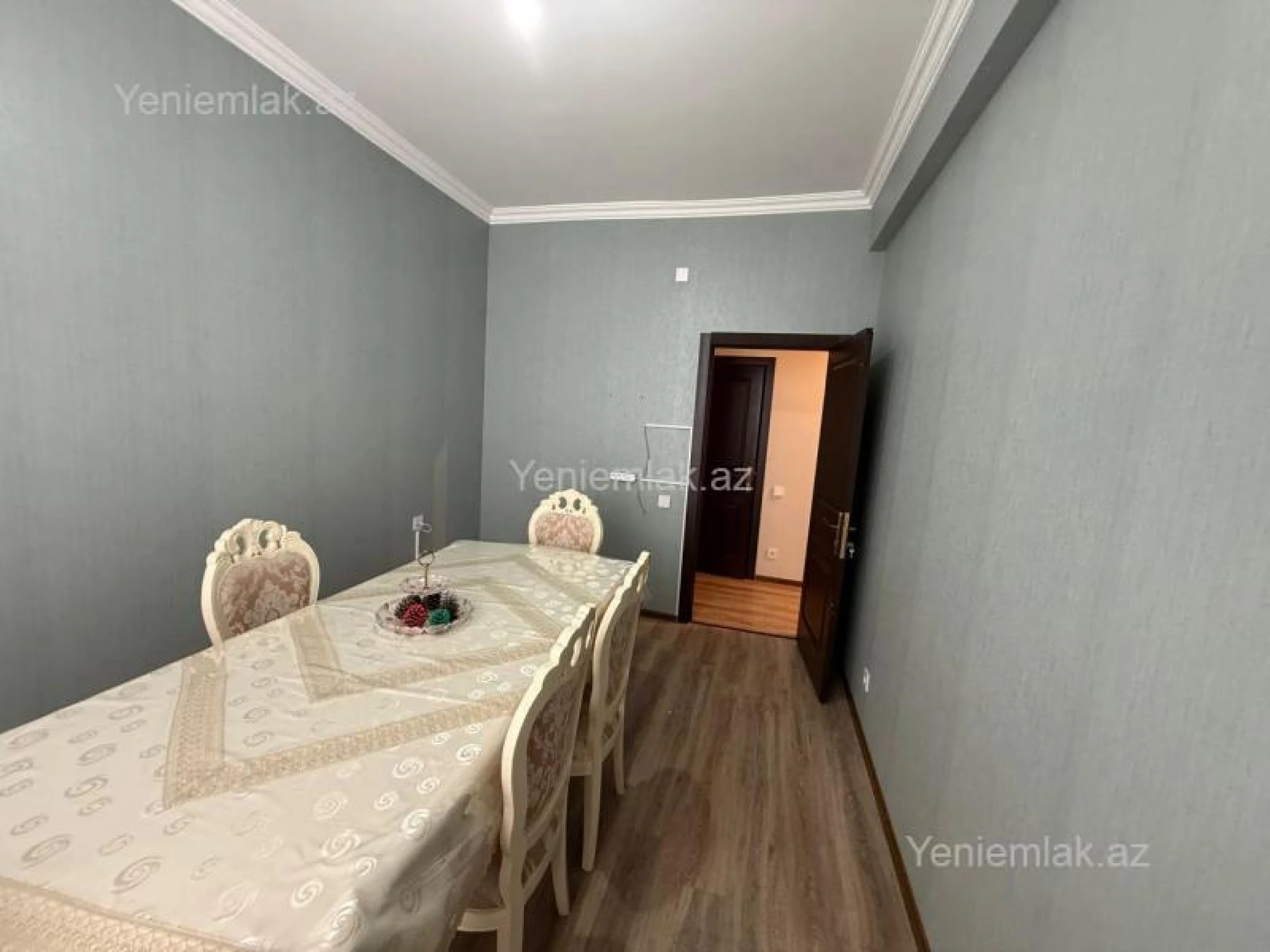 Satılır 3 otaqlı yeni tikili 77 m²