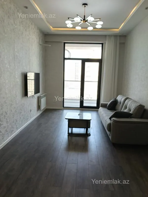 Satılır 2 otaqlı yeni tikili 72 m²